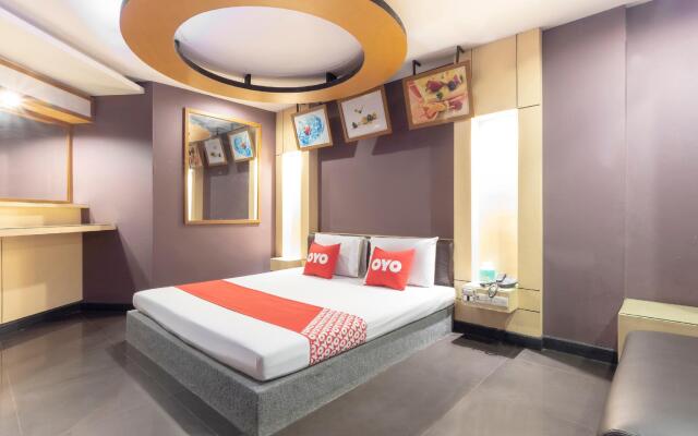 OYO 75382 Chonburi Hotel
