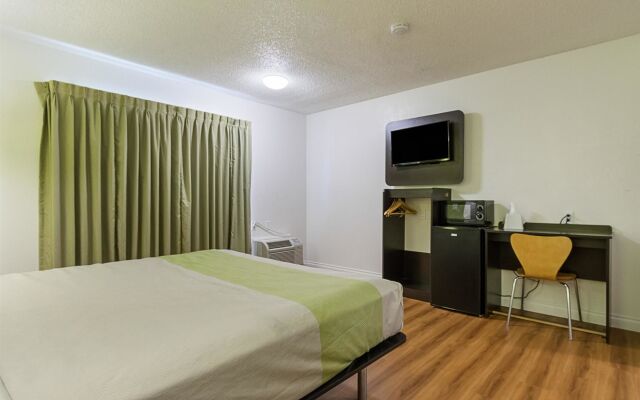 Motel 6 Santa Maria, CA - South