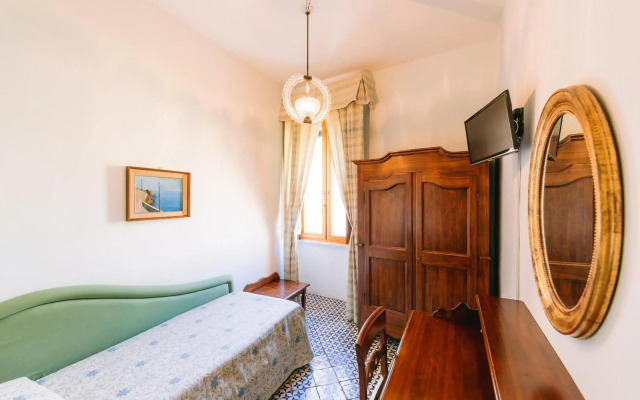 Hotel Toro