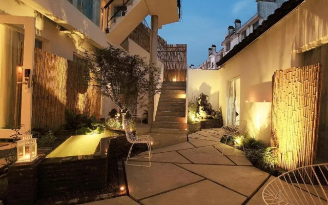 Xitang · J Romantic Riverside Homestay (Xitang Ancient Town)