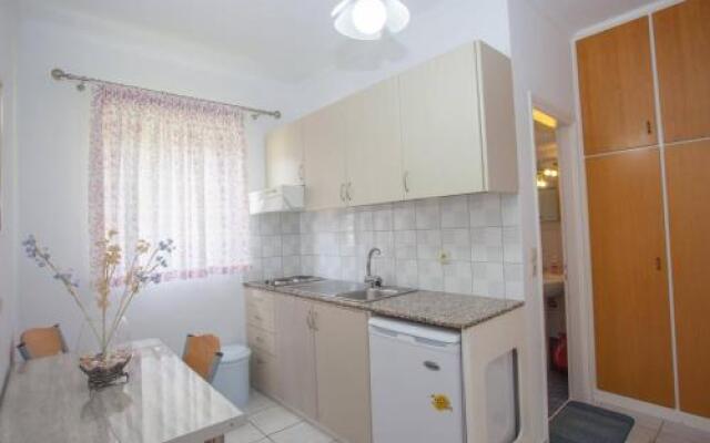 Dimosthenis Apartments