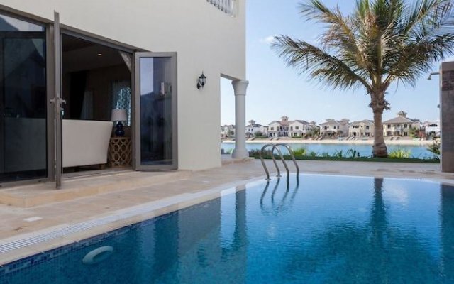 Nasma Luxury Stays - Frond M, Palm Jumeirah