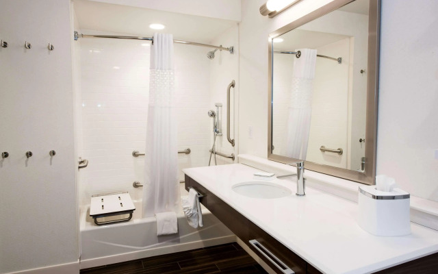 Hampton Inn Albany-Western Ave/University Area