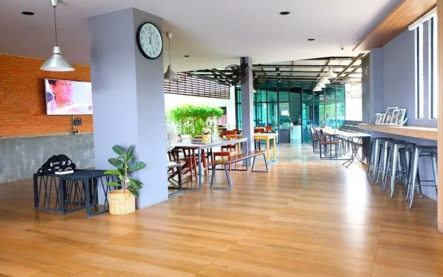 Bed Hub Hotel