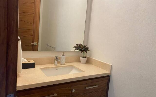 Deluxe Marina View Apartment