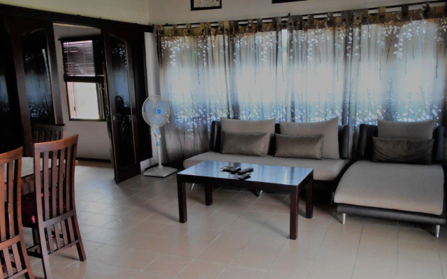 Shangrilah Villas