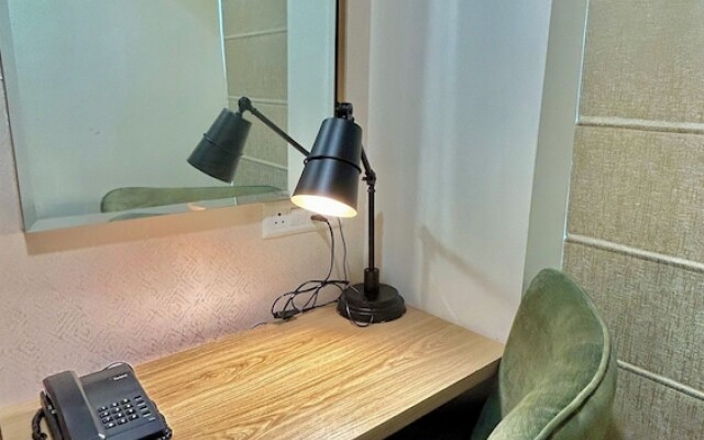 Hotel Limon Near Sector 29, Gurgaon