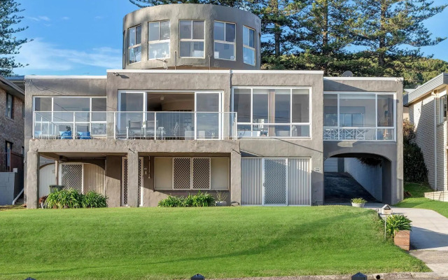 The Rotunda @ Gerroa - Pet Friendly Beachfront