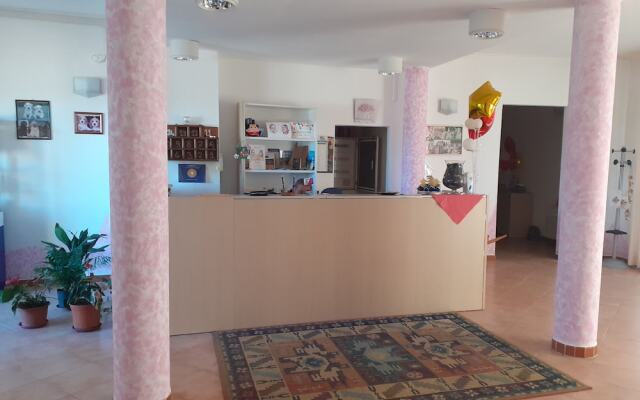 Hotel Bena e Traes