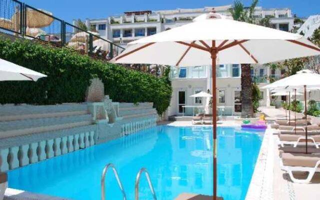 Erta Soyak Beach Otel