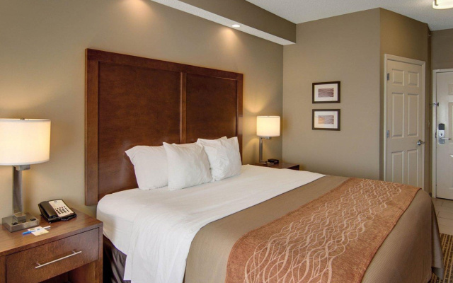 Clarion Inn and Conference Center
