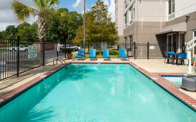 Hilton Garden Inn Baton Rouge Airport