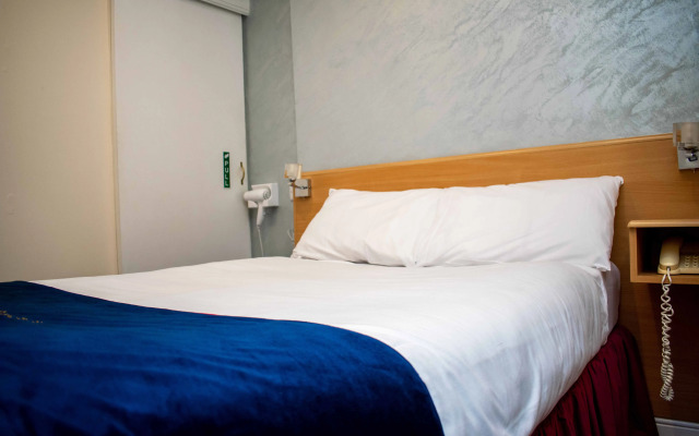 Royal Square Hotel - BHX & NEC