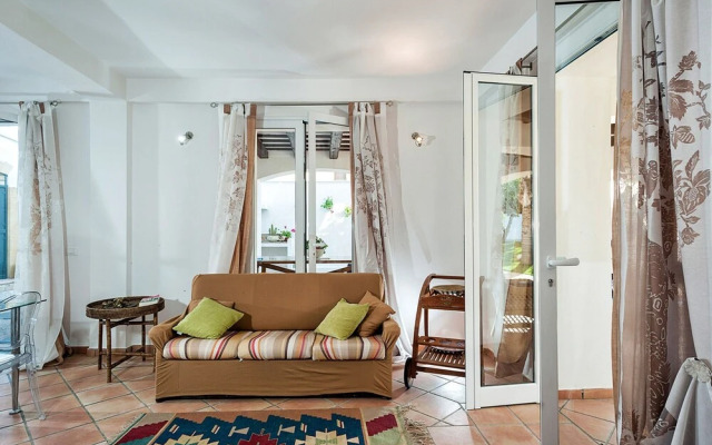 Luxurious Holiday Home in Marsala with Pool