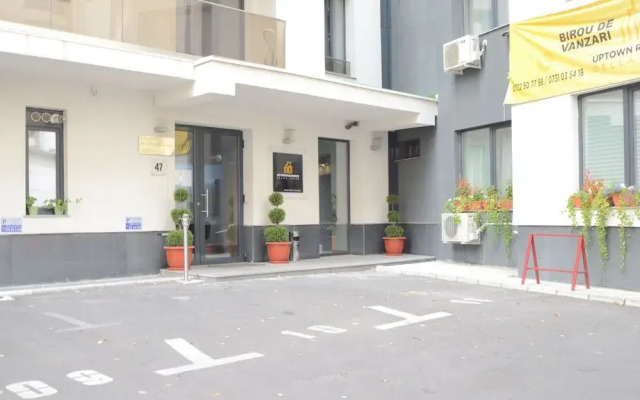 Uptown Residence Apartments