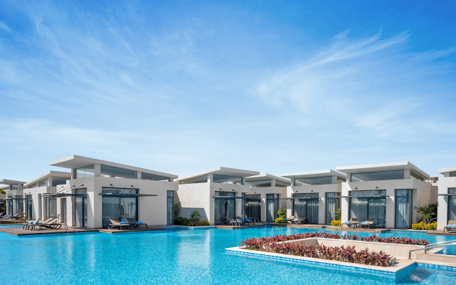 Rixos Premium Magawish Suites and Villas