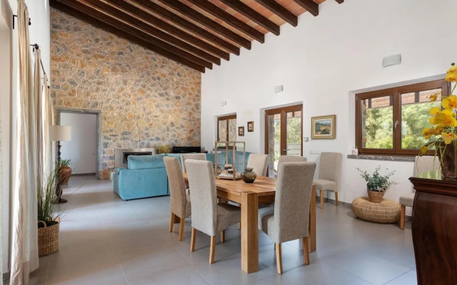 Bellpuig 4 in Art With 3 Bedrooms and 2 Bathrooms