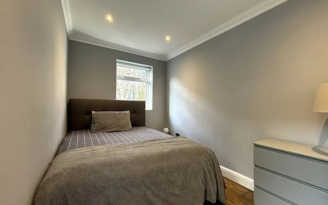 Elegant & Beautifully Presented 1BD Flat- Chelsea!