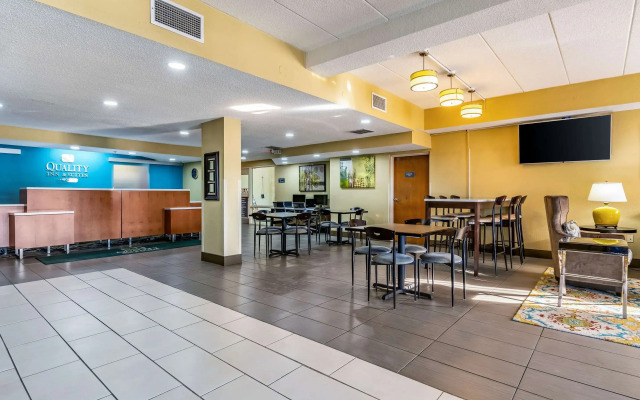 Quality Inn & Suites