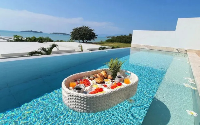 Skye Beach Hotel (SHA Extra Plus)