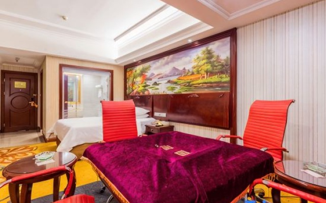 Vienna International Hotel Foshan Nanhai Vanke Plaza Qiandenghu Branch — 3-star hotel in Foshan