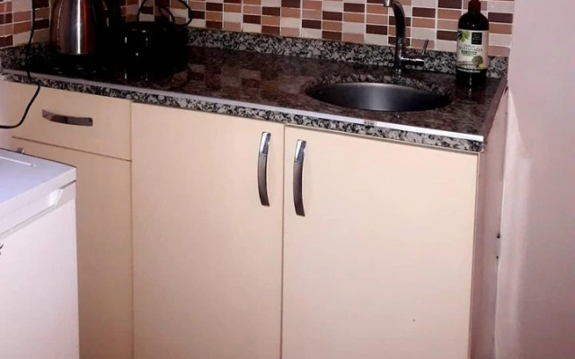 Taksim Nefti Residence