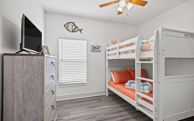 21400 Marlin Ave - Blue Marlin