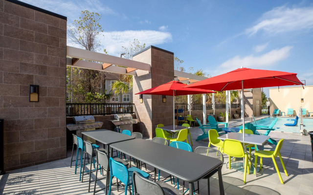 Home2 Suites by Hilton Houston IAH Airport Beltway 8