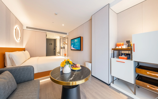 Atour Hotel Wangfujing Pedestrian Street