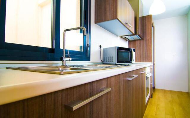 16:9 Playa Suites