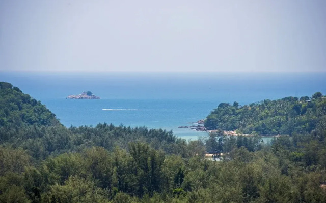 Luxury Hillside Residence at Bangtao