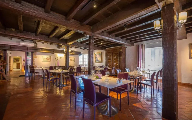 Hôtel Ithurria - Les Collectionneurs