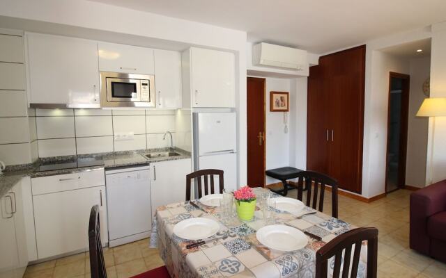 Cozy apartment on the sandy Nova beach in Roses, Spain