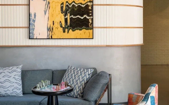 Moxy St. Petersburg Downtown