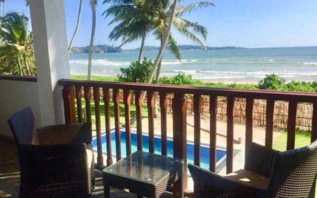 Bay Beach Weligama