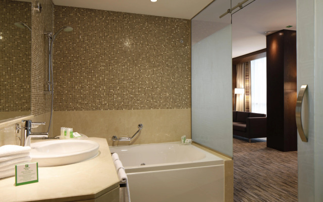 Holiday Inn Riyadh - Meydan by IHG