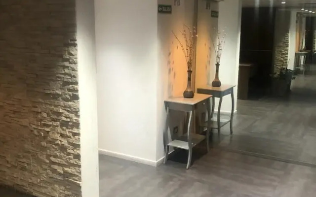 Suites & Studios 6