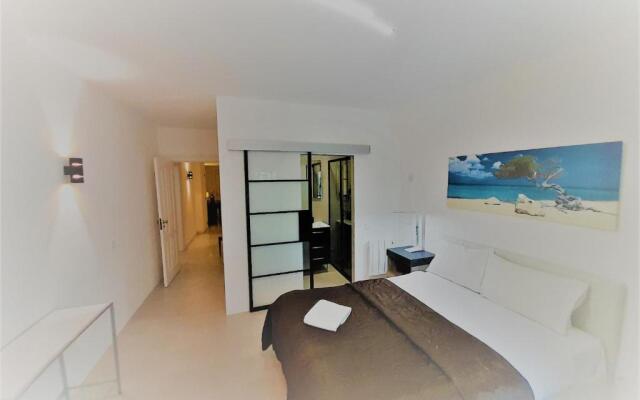 Luxury Apartment near Cascais Town & Marina