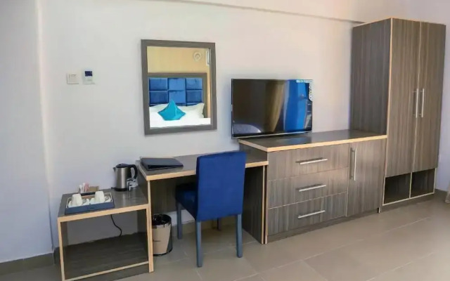 Riviera Luxury Boutique Hotel