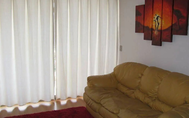 Encomenderos Apart Hotel