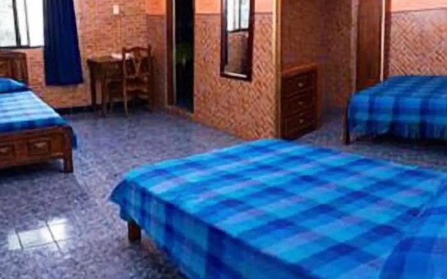 Guayaquil Hostel Suites Madrid
