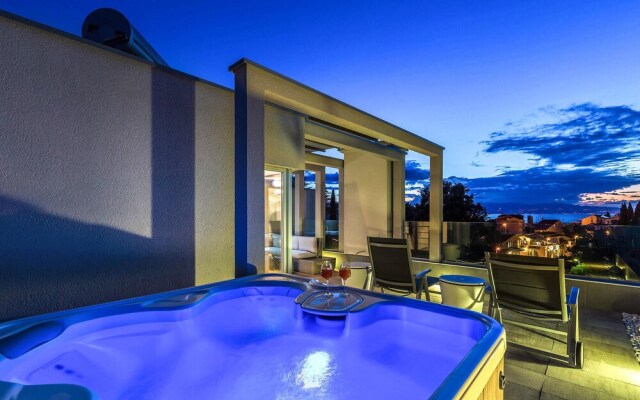 Beautiful Home in Malinska with Hot Tub, 3 Bedrooms & Sauna