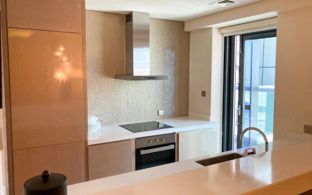 Stunning Fully Furnished 2 Bedroom in Paramount Prime Location Business bay
