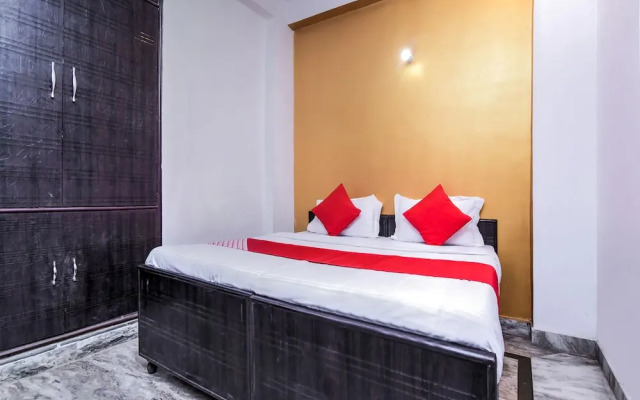 OYO 22321 Nitin Palace Guest House