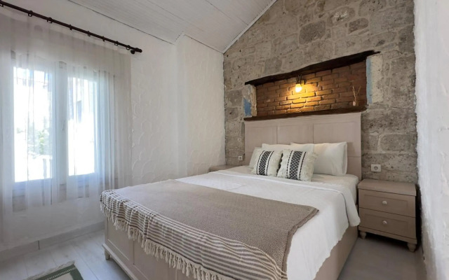 Aliko Hotel