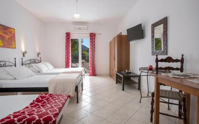 Spacious Studios Lefkada Mountain View Near Beach