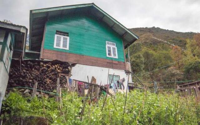 OurGuest Lachung Homestay