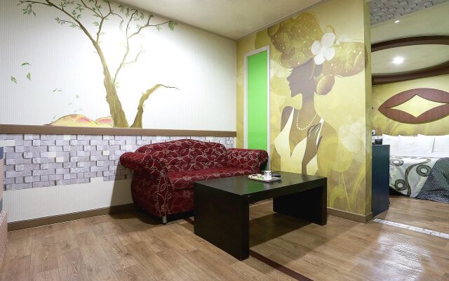 Shim Hotel