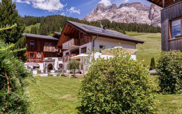 Villa Flora Mountain Lodges