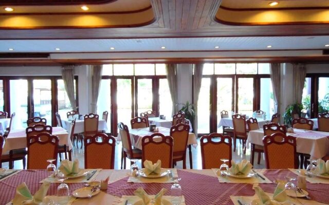 Manoluck Hotel